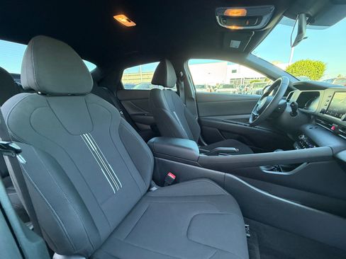 Used 2025 Hyundai Elantra Sport w/ Cargo Package FWD image 19