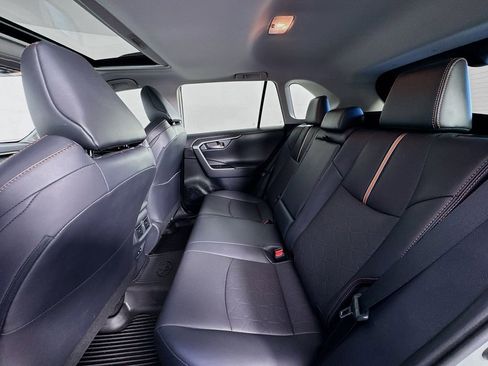 Used 2019 Toyota RAV4 Adventure image 26