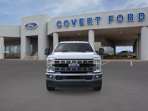 New 2026 Ford F250 XLT w/ FX4 Off-Road Package AWD/4WD image 6