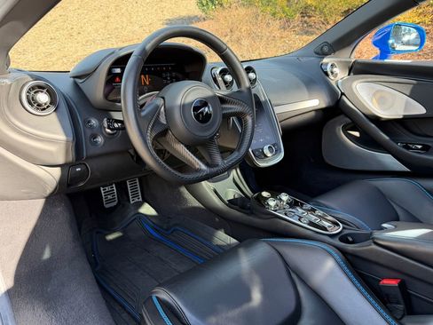 Used 2021 McLaren GT image 13