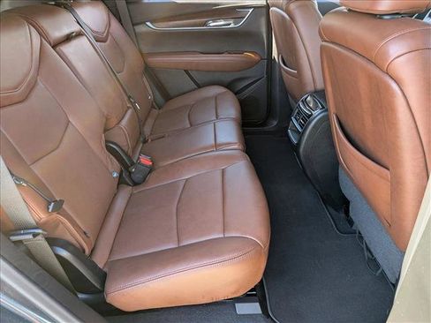 Used 2021 Cadillac XT5 Premium Luxury image 19