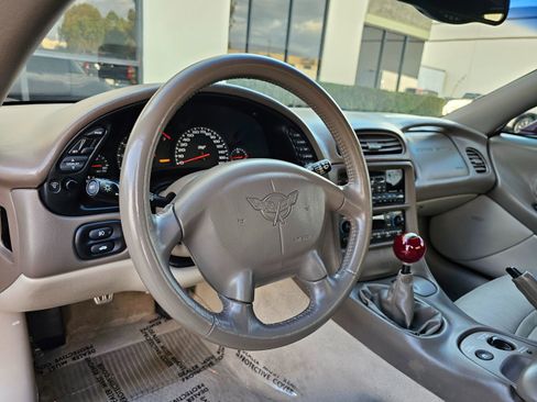 Used 2003 Chevrolet Corvette Convertible w/ Preferred Equipment Group1 image 23