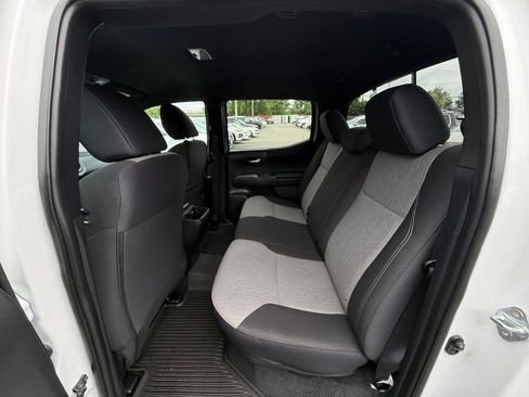 Used 2023 Toyota Tacoma TRD Sport AWD/4WD image 23