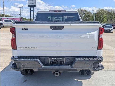 Used 2020 Chevrolet Silverado 1500 LT Trail Boss image 10