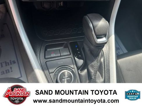 Used 2024 Toyota RAV4 XSE AWD/4WD image 21
