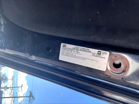 Used 2023 Chevrolet Silverado 1500 LT image 34