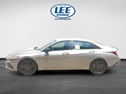 Certified 2026 Hyundai Elantra Sport FWD image 6