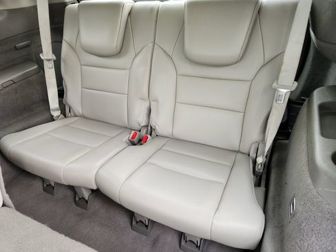 Used 2012 Acura MDX w/ Technology Package AWD/4WD image 32