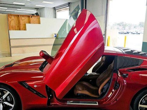 Used 2015 Chevrolet Corvette Stingray Coupe w/ 3LT Preferred Equipment Group image 2