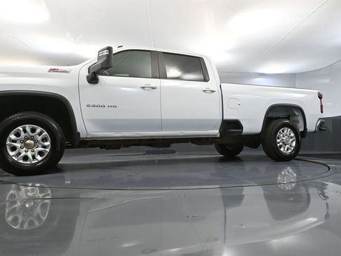 Used 2023 Chevrolet Silverado 2500 LT AWD/4WD image 54