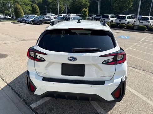 Used 2024 Subaru Crosstrek 2.5i Limited AWD/4WD image 3