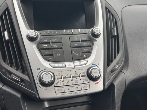 Used 2014 Chevrolet Equinox LT w/ Power Convenience Package image 9