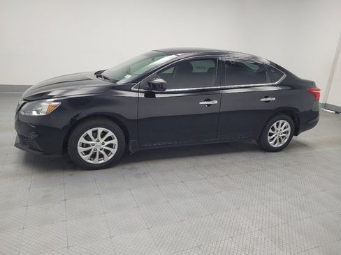 Used 2019 Nissan Sentra SV image 2