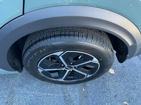 New 2026 Kia Niro EX image 8