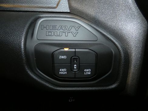 Used 2025 RAM 2500 Tradesman AWD/4WD image 18