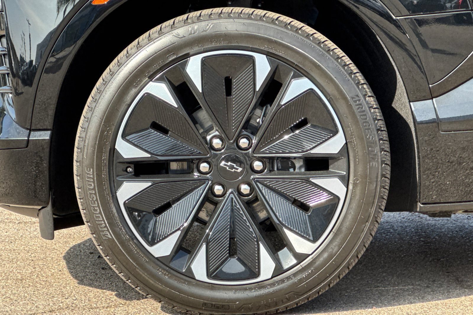 New 2025 Chevrolet Blazer EV RS AWD/4WD image 25