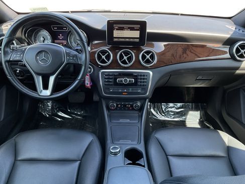 Used 2014 Mercedes-Benz CLA 250 image 10