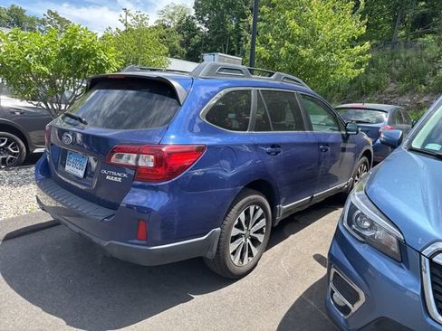 Used 2015 Subaru Outback 2.5i Limited AWD/4WD image 14