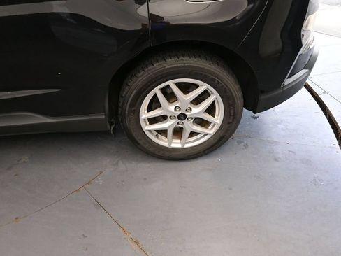 Used 2024 Ford Edge SEL AWD/4WD image 17