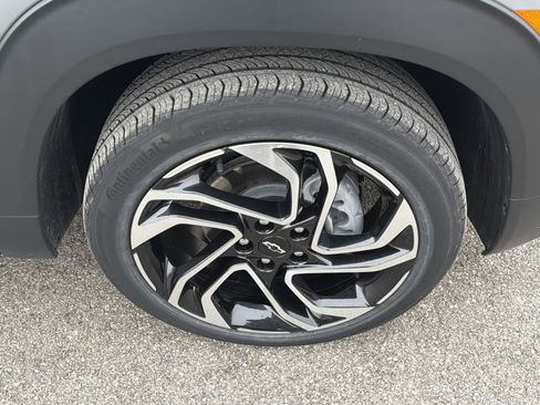 Used 2024 Chevrolet TrailBlazer RS w/ Driver Confidence Package image 64