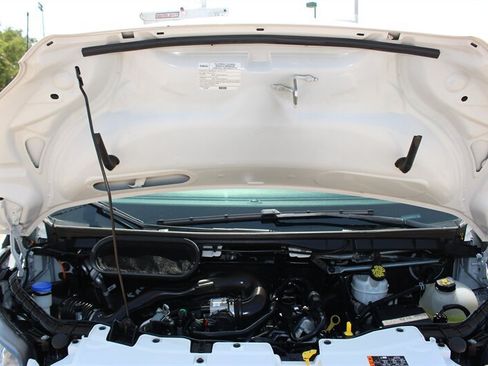 Used 2024 Ford Transit 250 148 Medium Roof RWD image 32