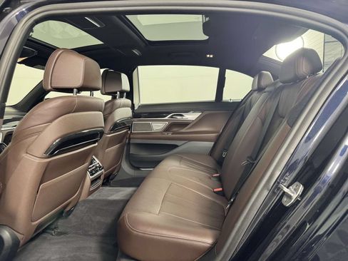 Used 2019 BMW 740i xDrive w/ Executive Package AWD/4WD image 33