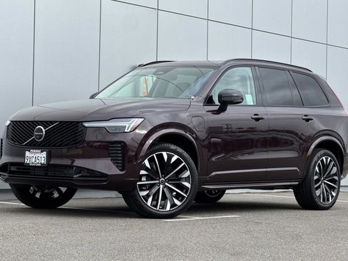 Certified 2026 Volvo XC90 T8 Ultra w/ Lounge Package AWD/4WD image 1