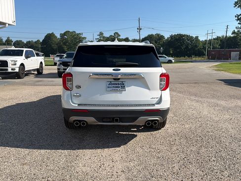 Used 2023 Ford Explorer King Ranch w/ Technology Package AWD/4WD image 4