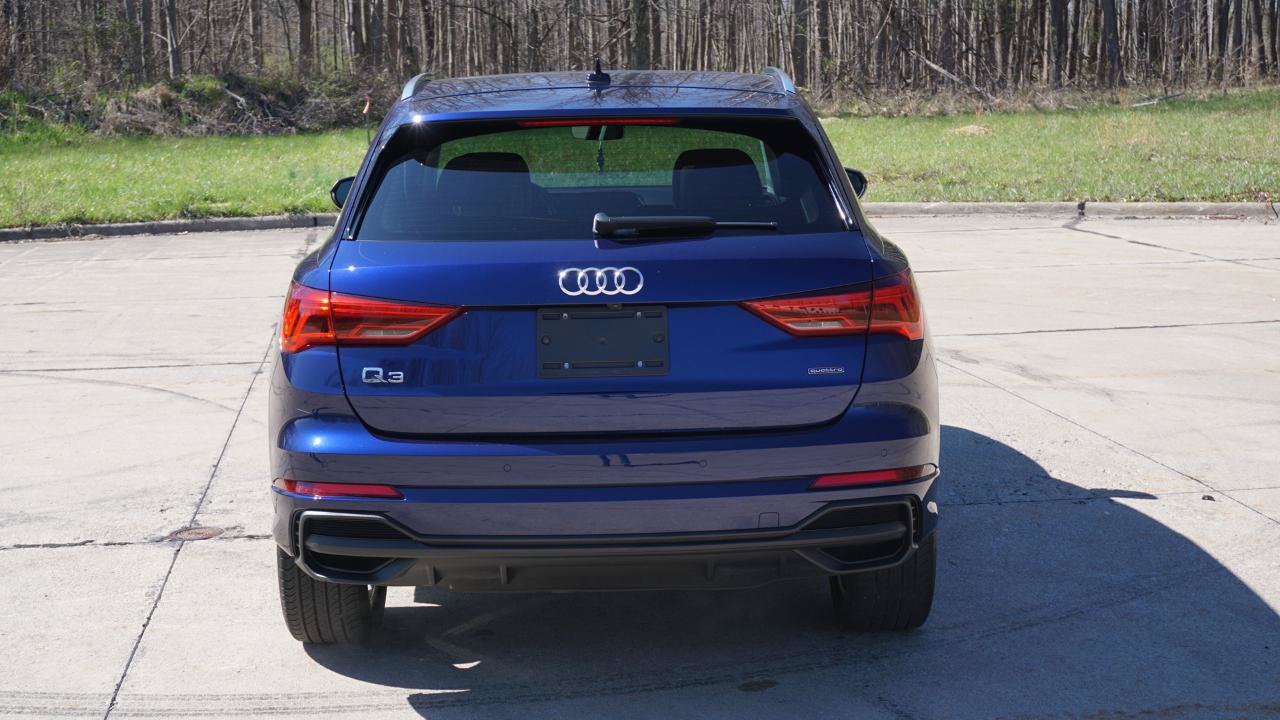 Used 2023 Audi Q3 2.0T Premium Plus w/ Premium Plus Package AWD/4WD image 5