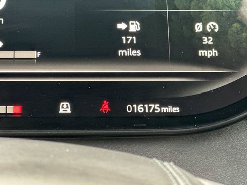 Used 2024 Land Rover Range Rover Sport Dynamic SE image 35