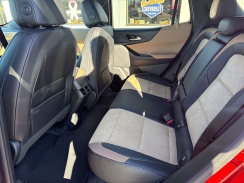 New 2026 Chevrolet Equinox ACTIV w/ Convenience Package III image 30