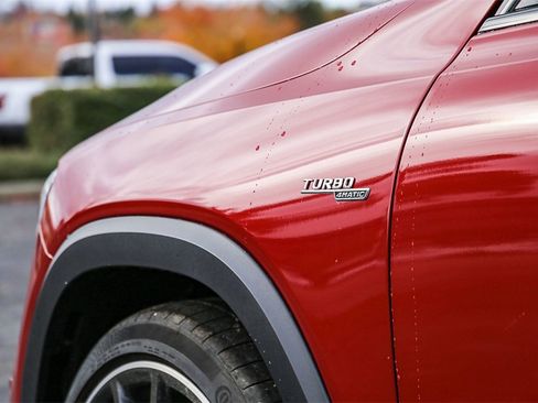 New 2025 Mercedes-Benz GLB 35 AMG 4MATIC image 11