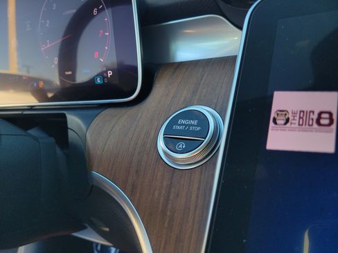 Certified 2025 Mercedes-Benz C 300 Sedan image 27