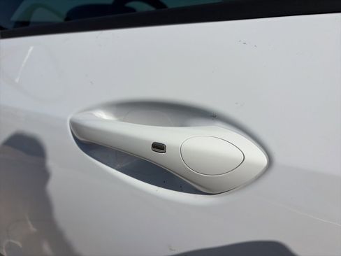 Certified 2025 Chevrolet Trax ACTIV w/ Sunroof Package image 46