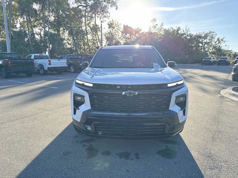 New 2026 Chevrolet Traverse RS image 8