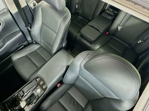 Used 2016 Lexus LS 460 image 20