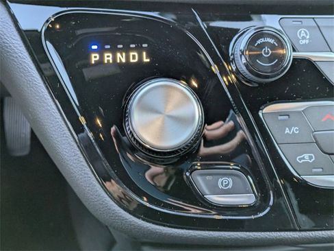 New 2026 Chrysler Pacifica Select image 20