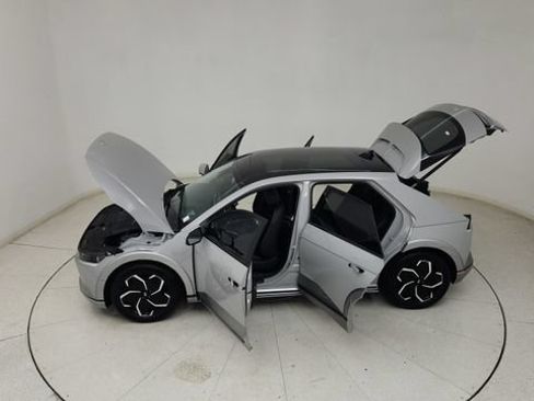 Used 2024 Hyundai Ioniq 5 Limited RWD image 32