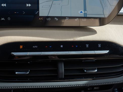 New 2026 Buick Enclave Preferred w/ Power Package FWD image 14