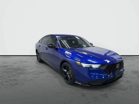 Used 2025 Honda Accord Sport image 6