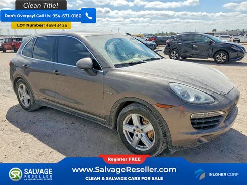 Used 2014 Porsche Cayenne S image 5