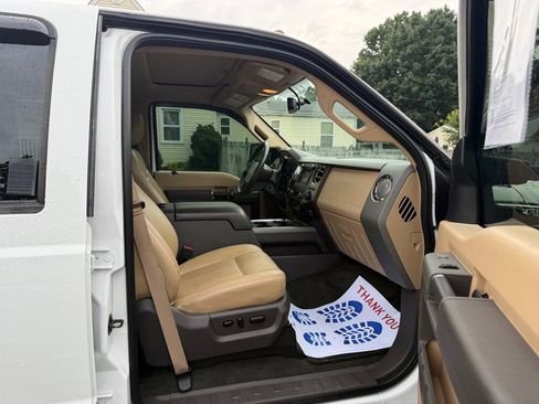 Used 2011 Ford F250 Lariat w/ Lariat Ultimate Pkg AWD/4WD image 7