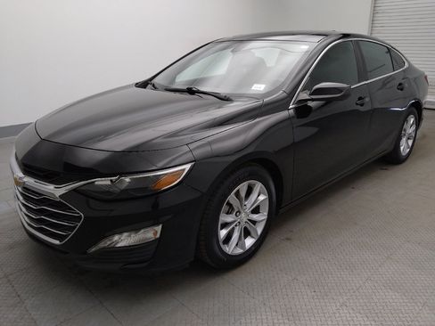 Used 2020 Chevrolet Malibu LT FWD image 2