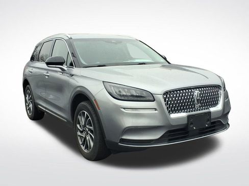 Used 2022 Lincoln Corsair AWD w/ Equipment Group 101A image 2