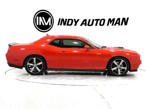 Used 2016 Dodge Challenger R/T Plus image 3