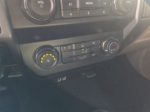 Used 2019 Ford F150 XLT w/ Trailer Tow Package image 24