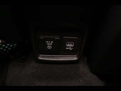 Used 2018 Jeep Compass Latitude w/ Popular Equipment Group AWD/4WD image 24