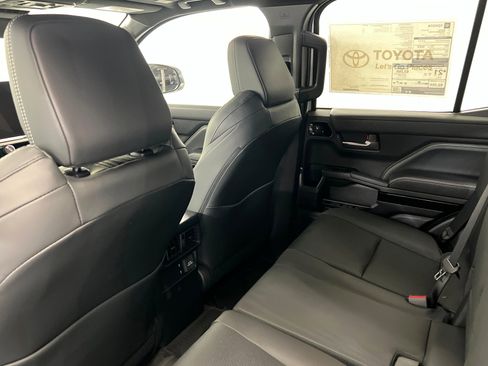 New 2026 Toyota 4Runner Limited AWD/4WD image 19