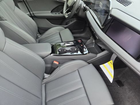 New 2027 Audi SQ6 e-tron Prestige AWD/4WD image 17