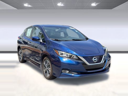 Used 2019 Nissan Leaf SV Plus w/ SV Plus Technology Package FWD image 7
